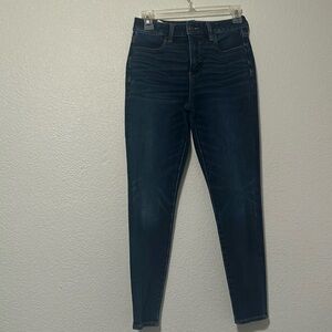 American Eagle, size 4, dark blue wash